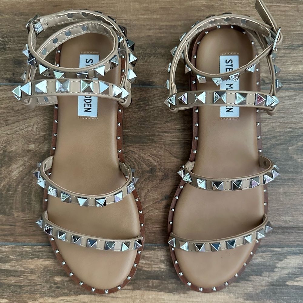 Steve Madden Tan Studded Sandals